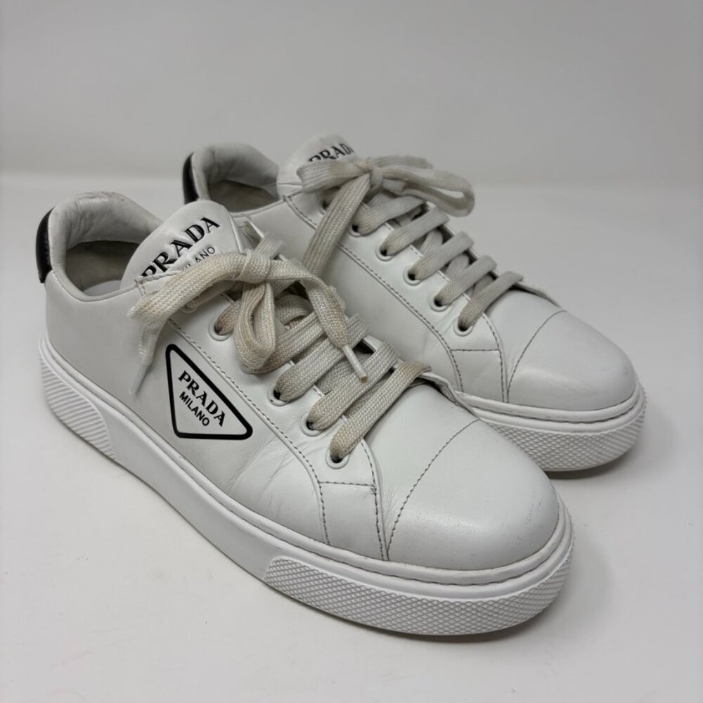 PRADA White Leather Sneakers Women’s 38.5 /8-8.5 US Side Logo & Back PRADA Print